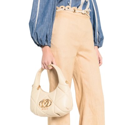 THE EMBOSSED Q HOBO BAG